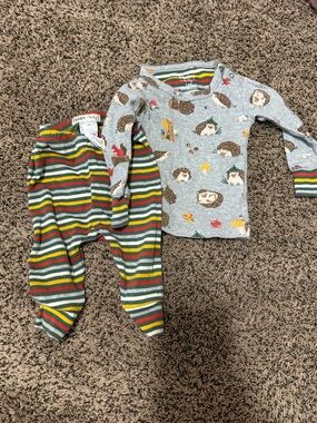 Hatley baby hedgehog pajama set 3-6 months